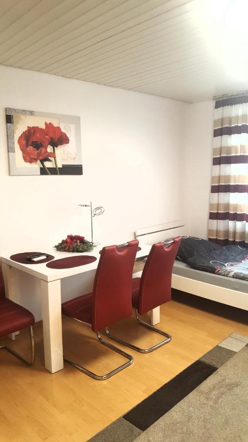 Szafranzimmervermmitung Apartamento Winnenden Exterior foto