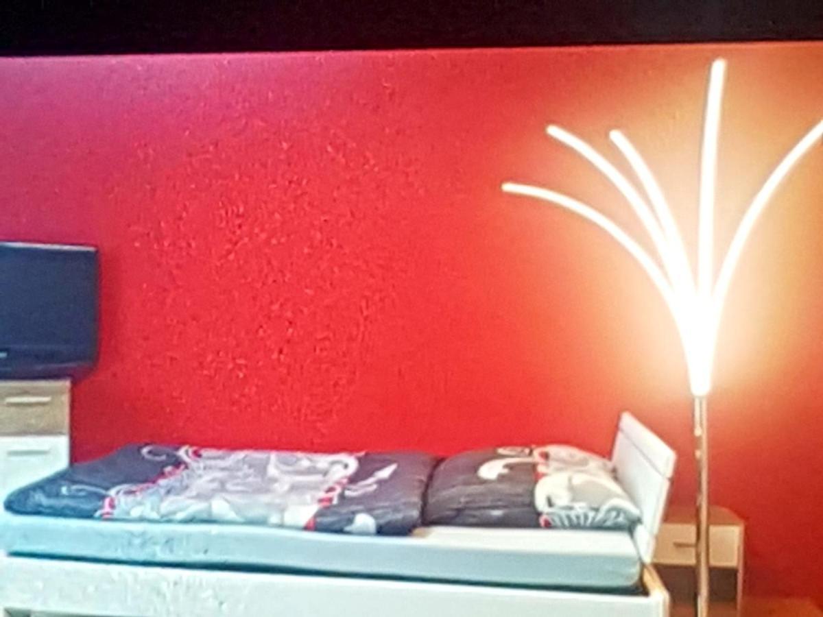Szafranzimmervermmitung Apartamento Winnenden Exterior foto